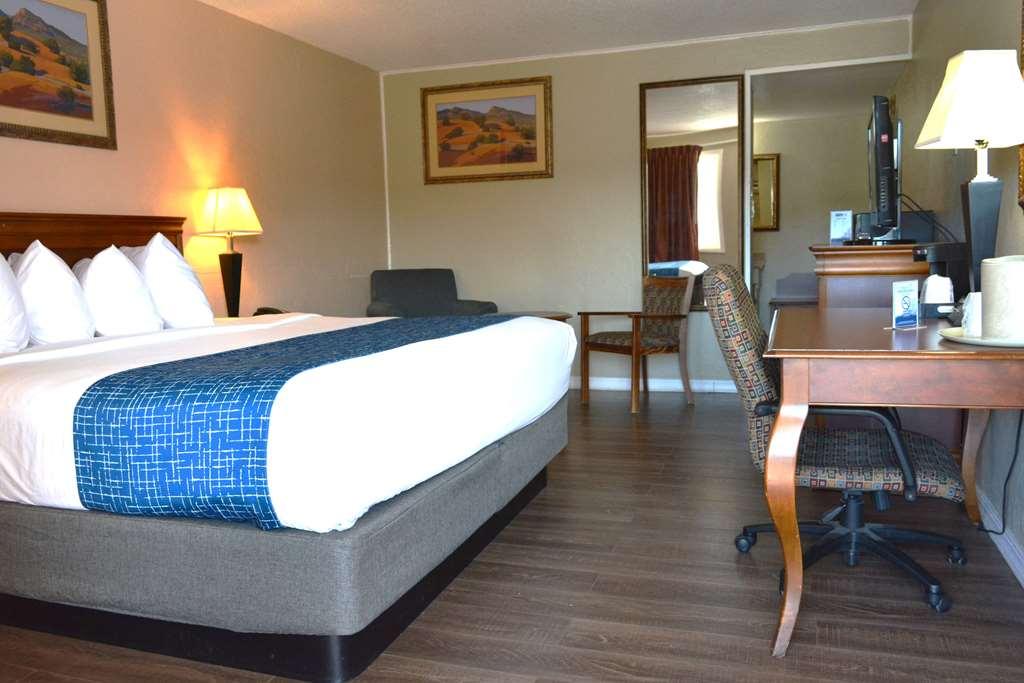 Travelodge By Wyndham Trinidad Quarto foto